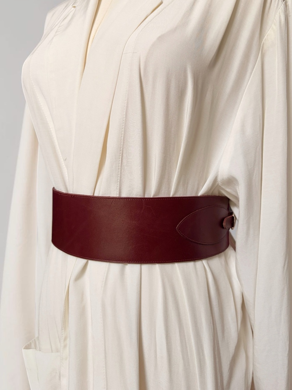 Vintage 80s Phillippe Wide Burgundy Leather Waist Belt with Gold Buckle Sz Small